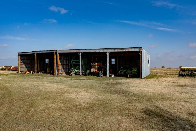 Saline Ks, 159_047