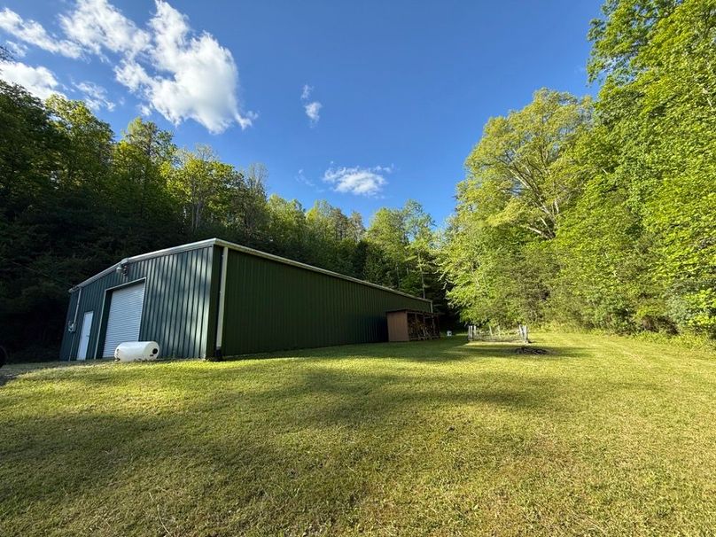 009 the 40x80 metal shop building