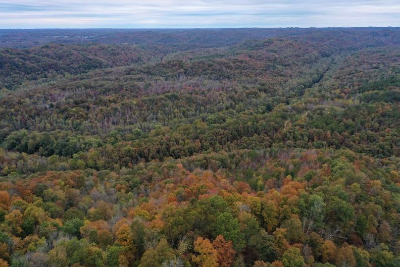 010 aerial drone shot from the south peak of the property looking to the northwest across the Kentucky River valley