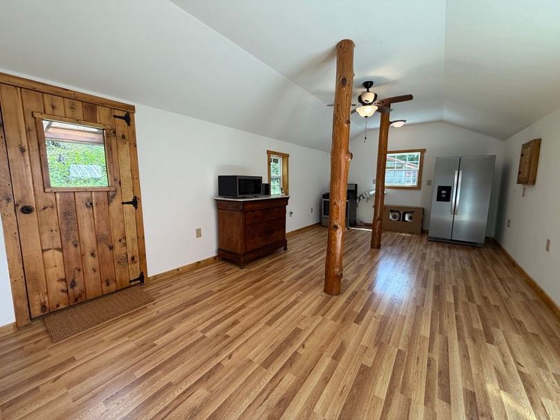 026 dining room and kitchen area of cabin 1
