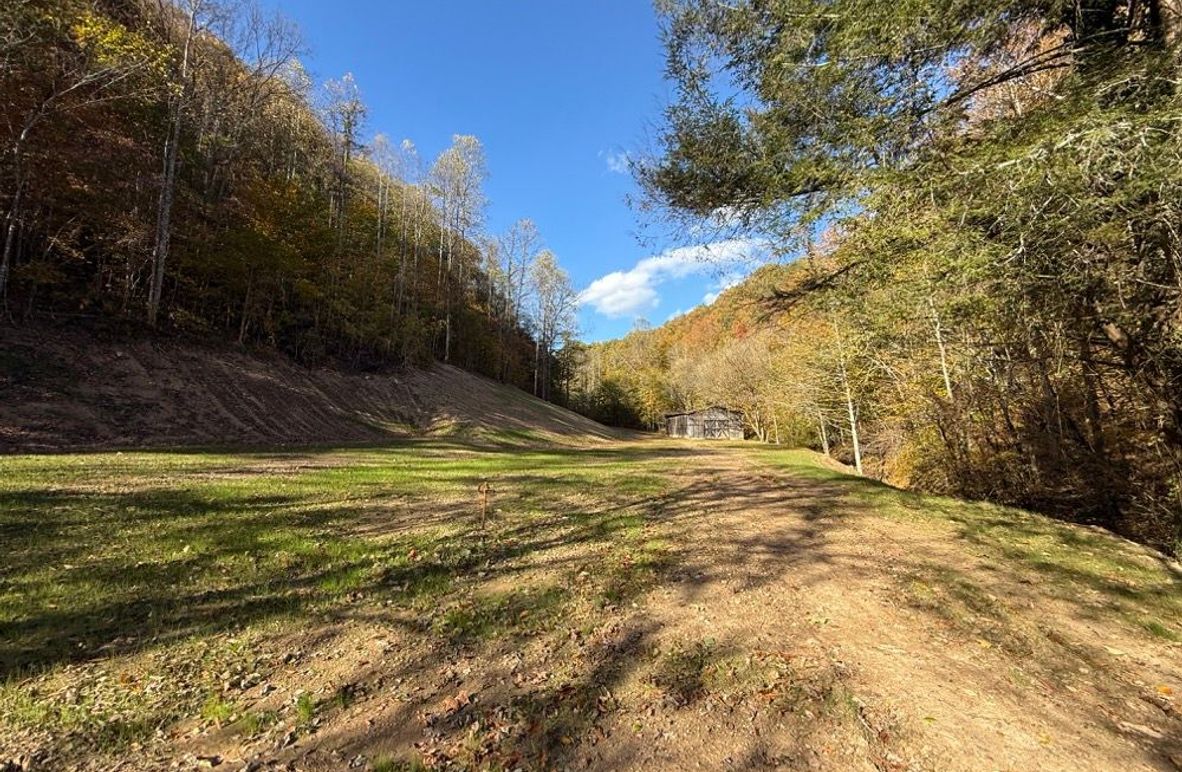 001 view as you pull into the property along the south boundary