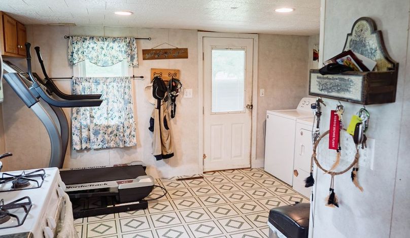 Schuyler_2_Lewis Photo 15