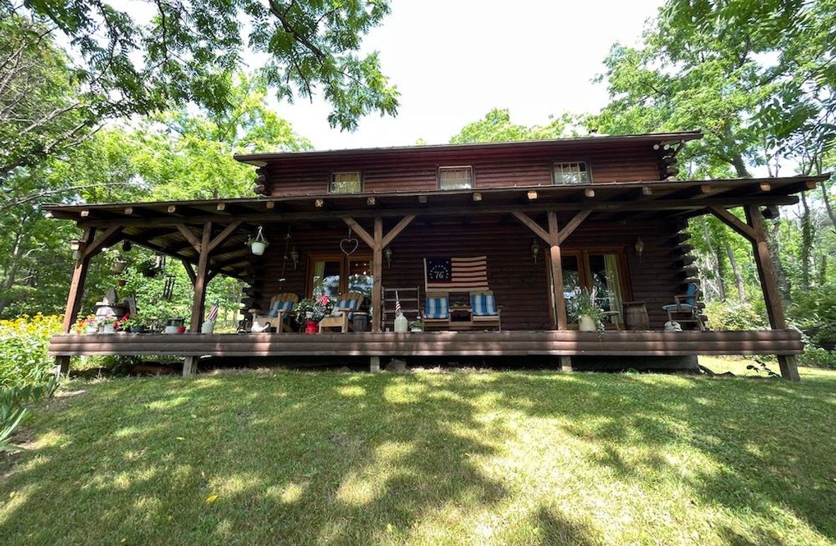 Schuyler_43.38_Snyder Photo 2