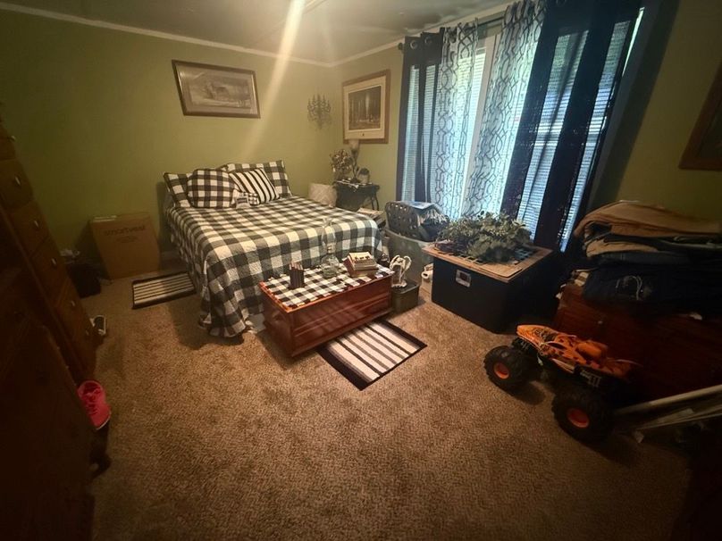 031 the second bedroom