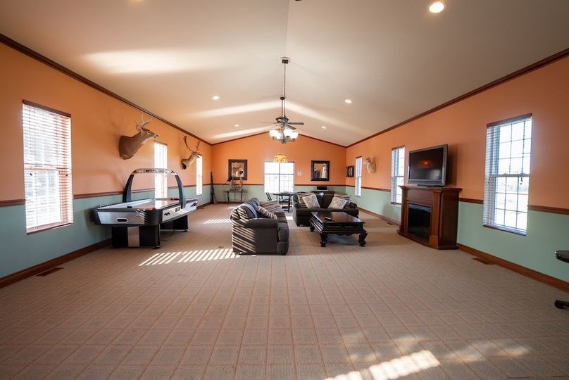 Lapeer MI 170 Featured_Pro Photo-29