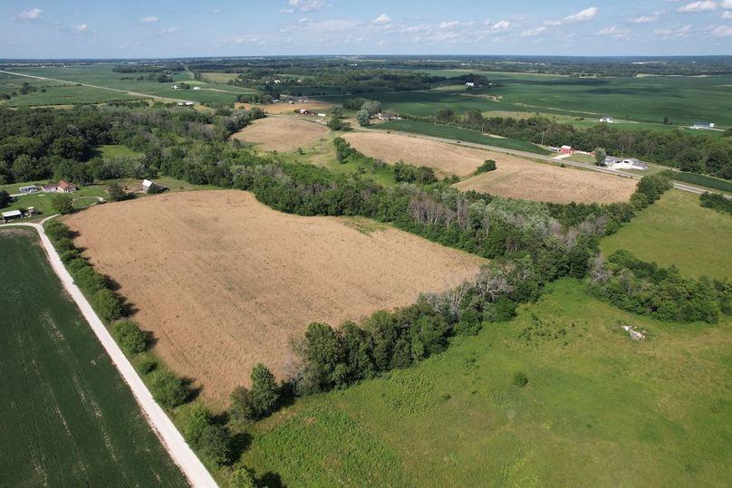 dji_fly_20250710_162436_119_1752259721375_photo