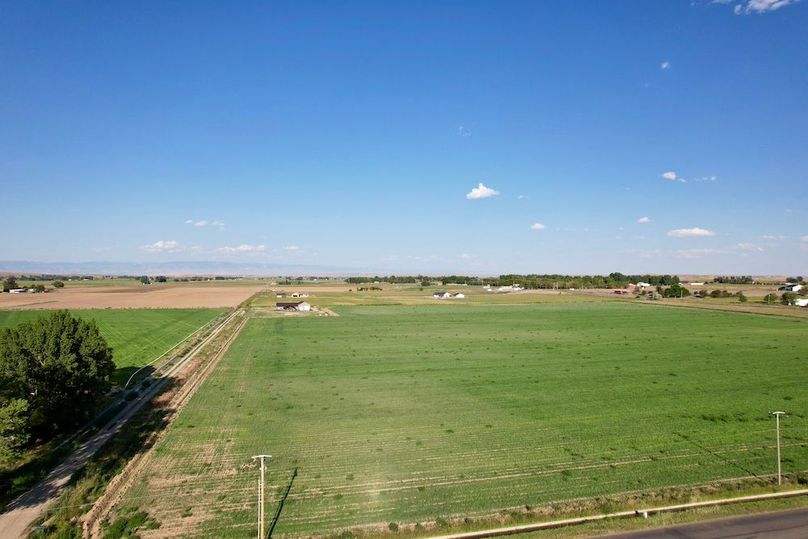 EC5D3158-261C-4FD6-A524-2DBD19861836_1_201_a