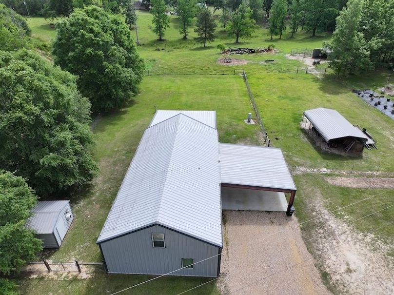 dji_fly_20260422_093326_0150_1777507272648_photo