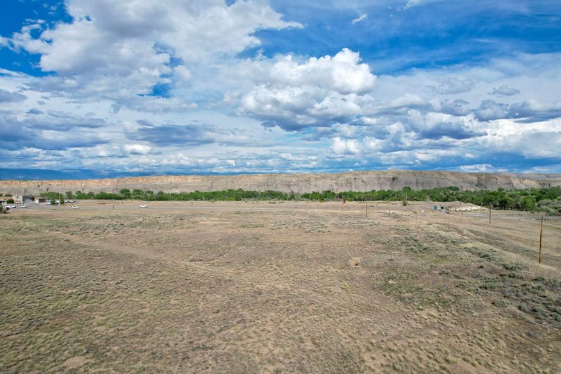 1AC82DD5-A156-4360-BC3F-5F3EEDB09DA1_1_201_a