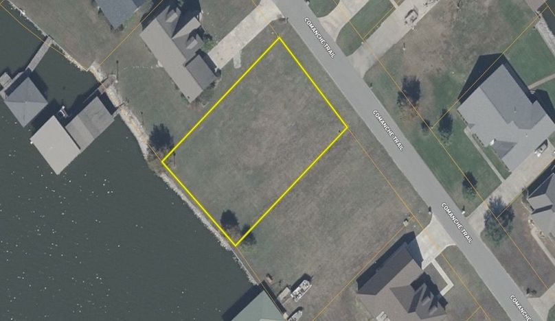 Richland poverty point lake lot  Haring close