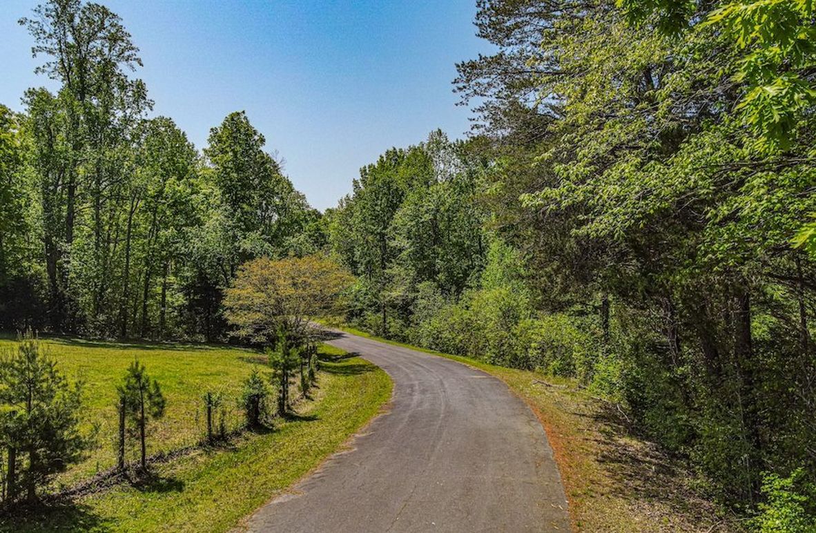 dji_fly_20250414_124510_339_1744649135279_photo