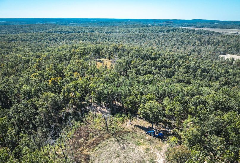 DJI_20251009053140_0617_D