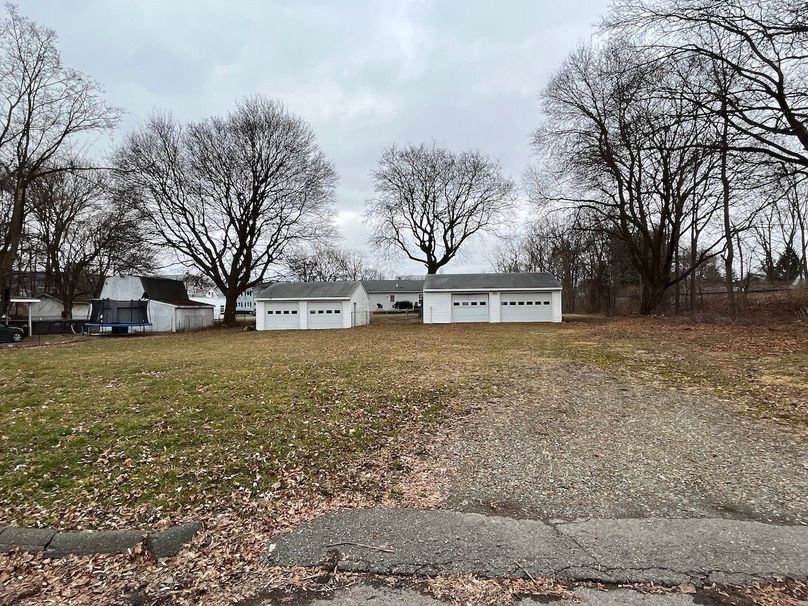 Chemung_.3444_Brown photo 18