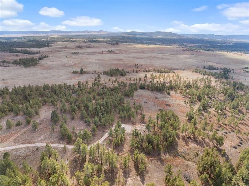 13-26867 Stage Stop Road-2