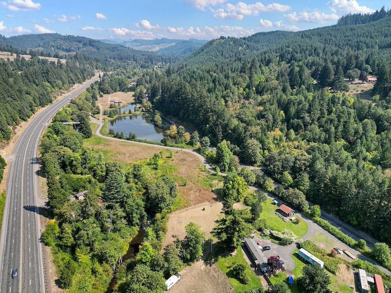 22-web-or-mls-2013-umpqua-hwy-99