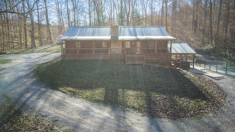 78-zj 21801 Sterling Rd143