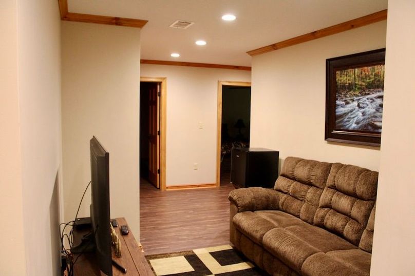 A82EE9DF-E3DC-493A-A944-45F9FB95B7AF_1_201_a