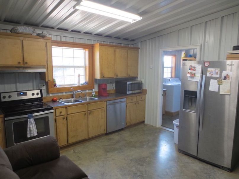 C7996A23-F4D6-48C8-86A4-2B34FC7CEE13_1_105_c