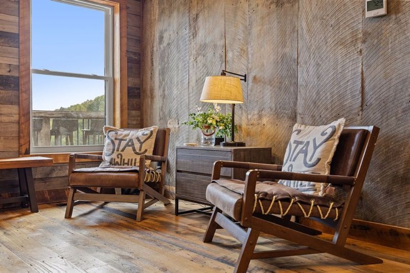 034 peaceful place to read a book and unwind