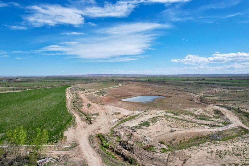 7496FF08-9E81-4273-8E08-EF1DDEABBDA7_1_105_c