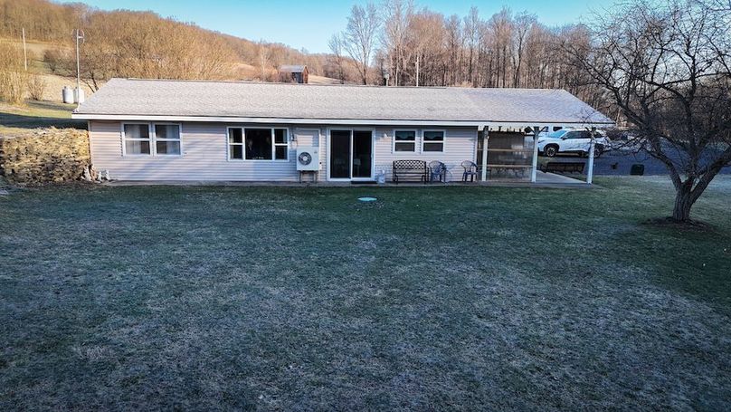 Cayuga 32 Stoyell Photos 2