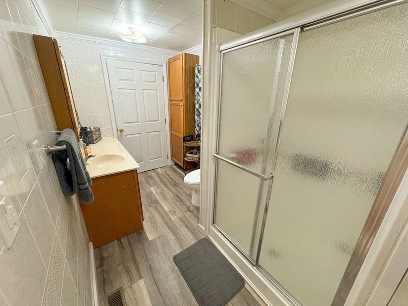 Doddridge, WV 15.68 AC Bonnett-20