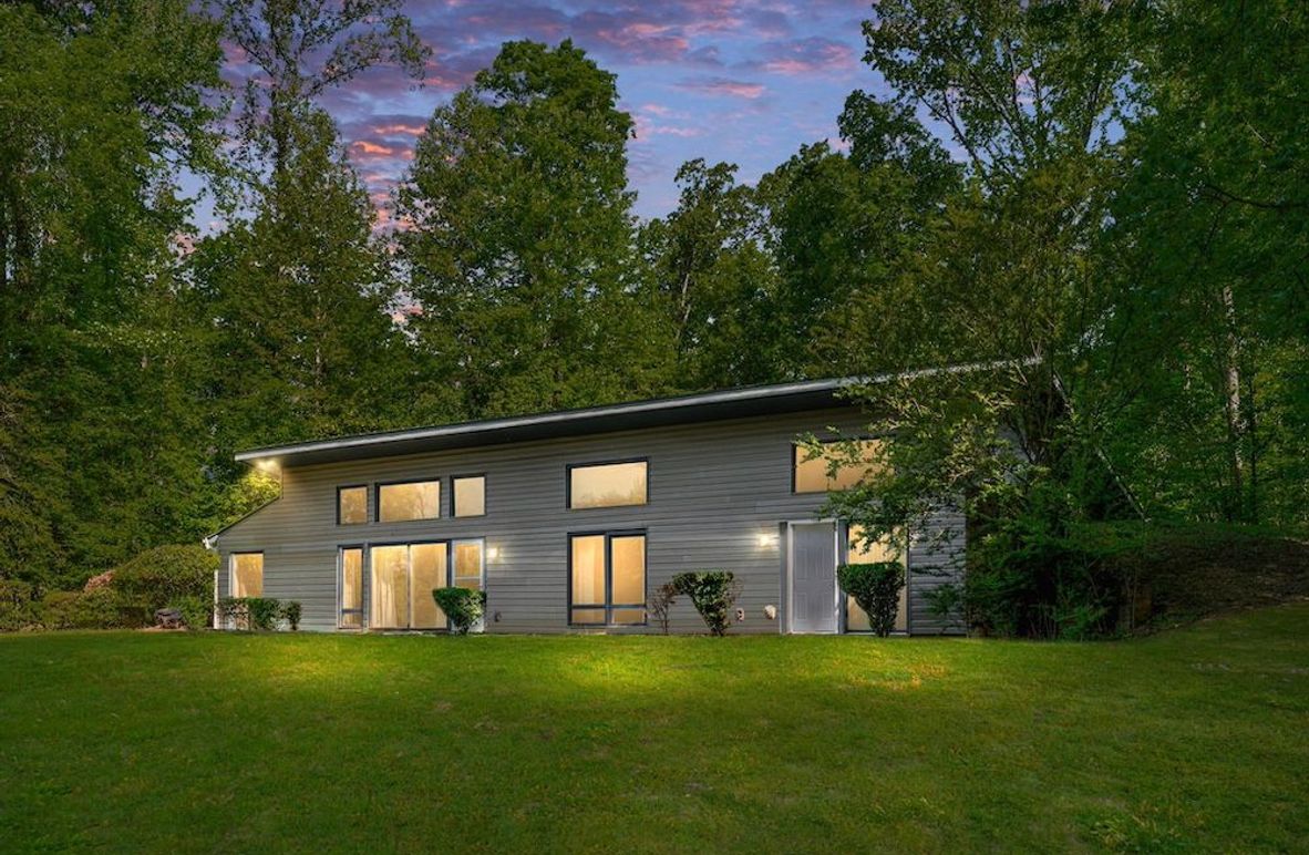 2-2-web-or-mls-279 Poplar Rd tw-3