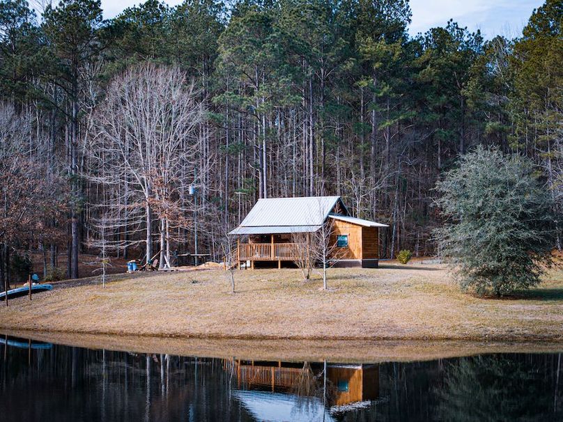 Neshoba 43 Cabin in a Valley-02