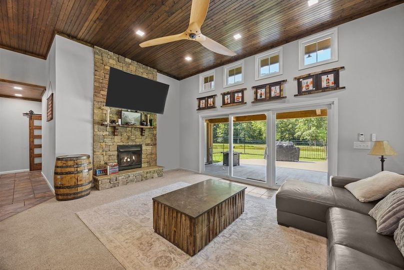 40-web-or-mls-4928 Yellow Creek Rd 055_1