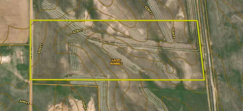 COUNTOUR - CLINT AND LACEY RUSSELL 