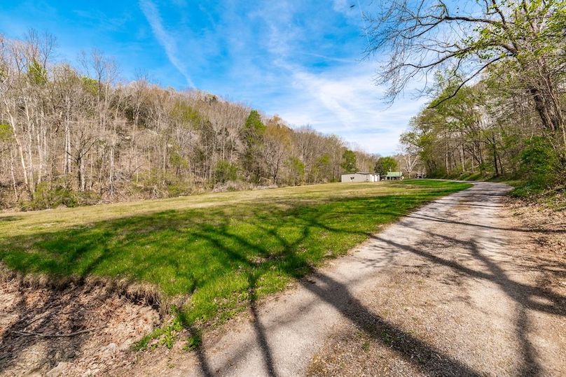 112-web-or-mls-0 Mound Creek Rd-82