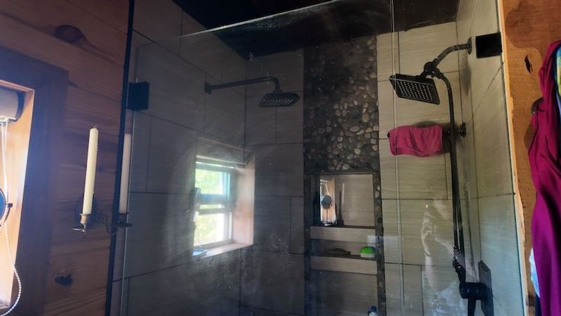 hs 40 cabin20251021_0159