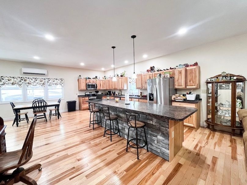 Oswego_1.79_Paro_Photos_8