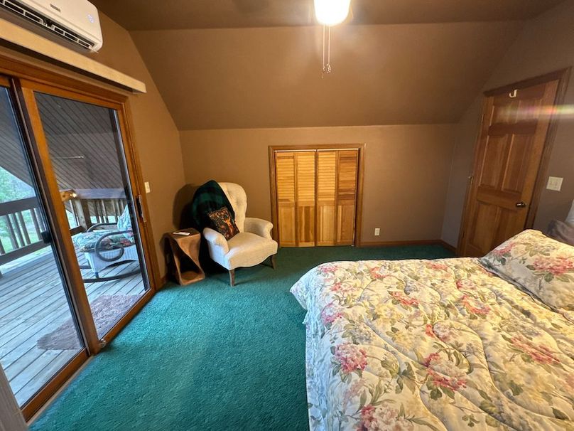 Calhoun, WV 132.84 AC Szegi 2-059