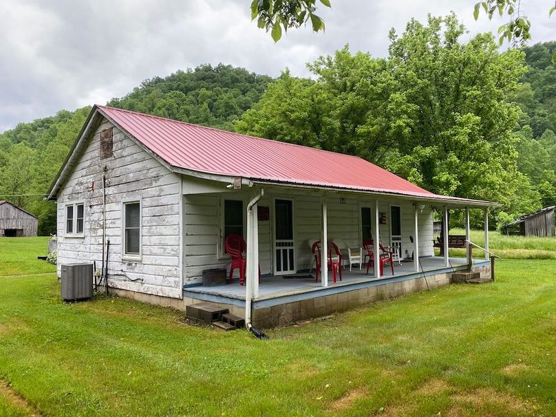 028 front view of the home from the northeast corner copy
