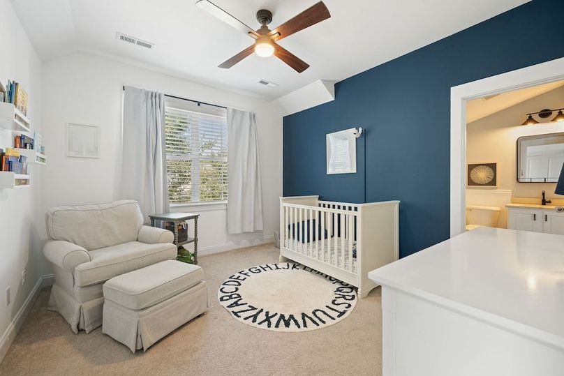 35-web-or-mls-Barclay Media Co_-24