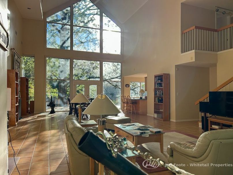 Hinds Co - 51 - Hughes-22