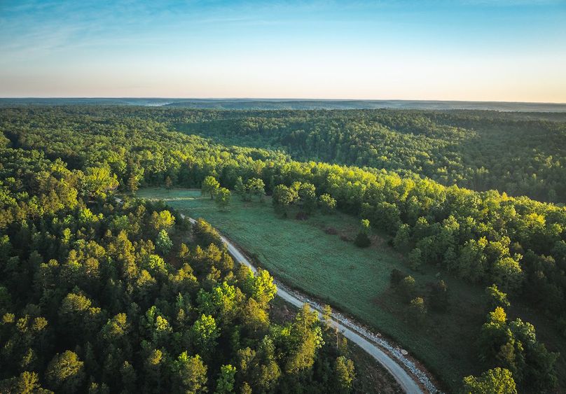 DJI_20250506064232_0121_D