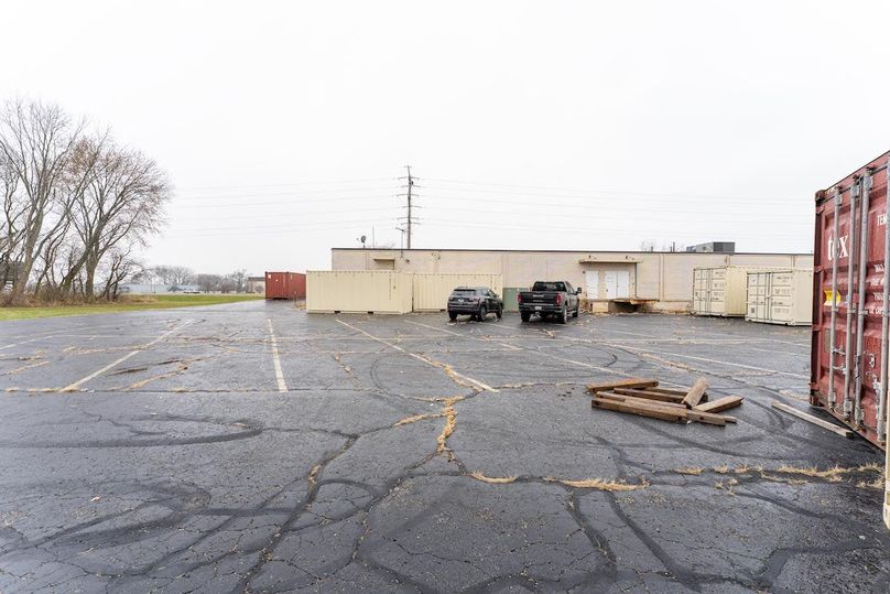 Winnebago 2.05 (Flee Market)_15