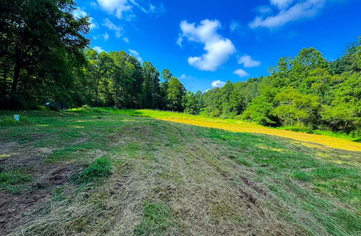 Lewis, WV 105 AC Miller-80