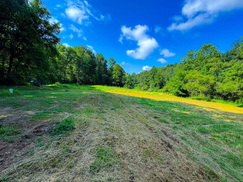 Lewis, WV 105 AC Miller-80