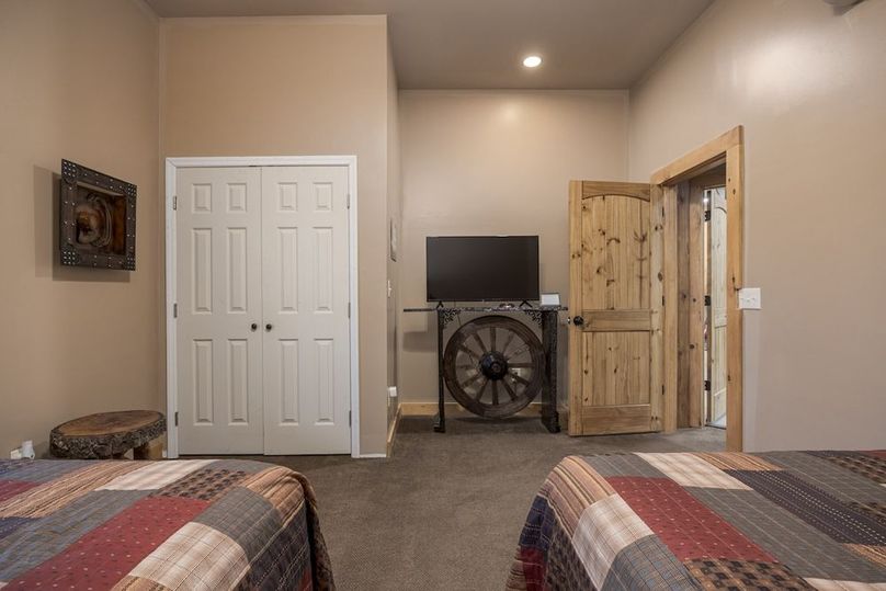 1565 Old Elkton Pike-45