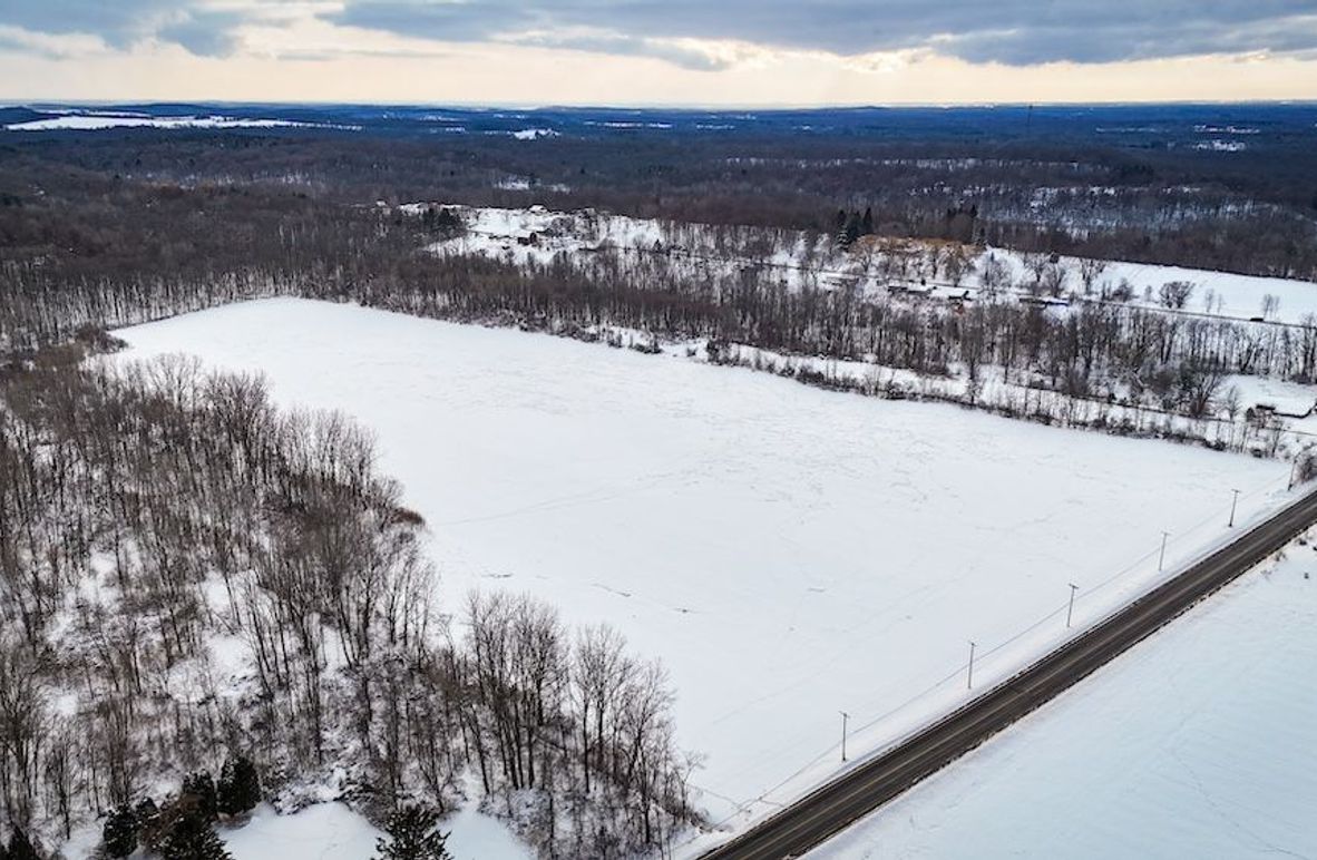 Wayne_39.86_Dates-Photos_3