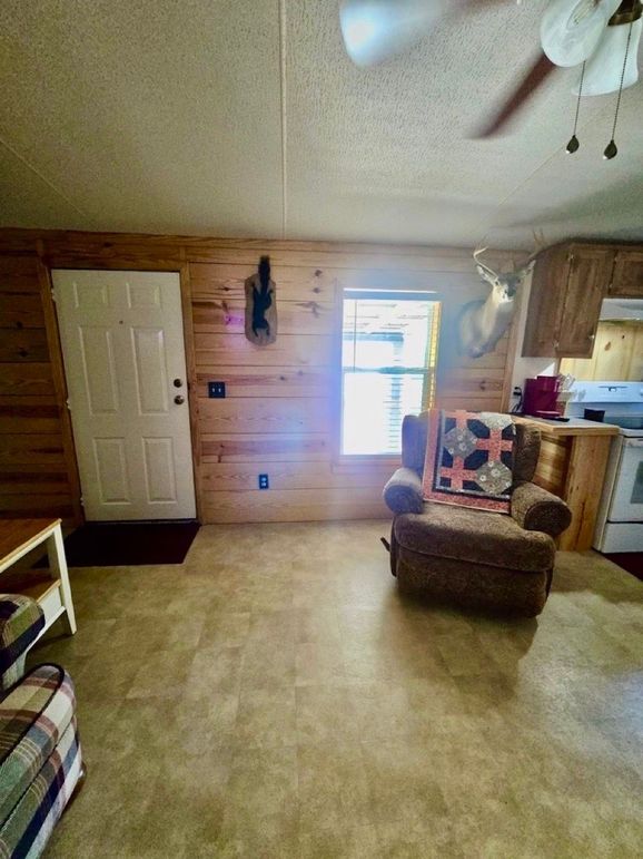 30F0DF7B-DDE6-4B38-8100-94A79C3CDD7A_1_105_c-2