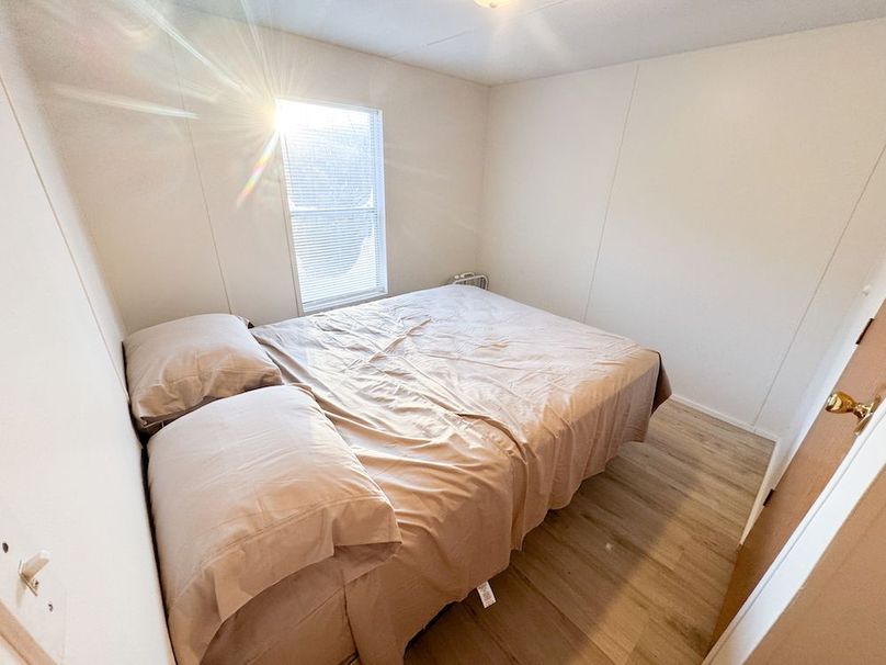 Roane, WV 100.12 AC Tree Line-18