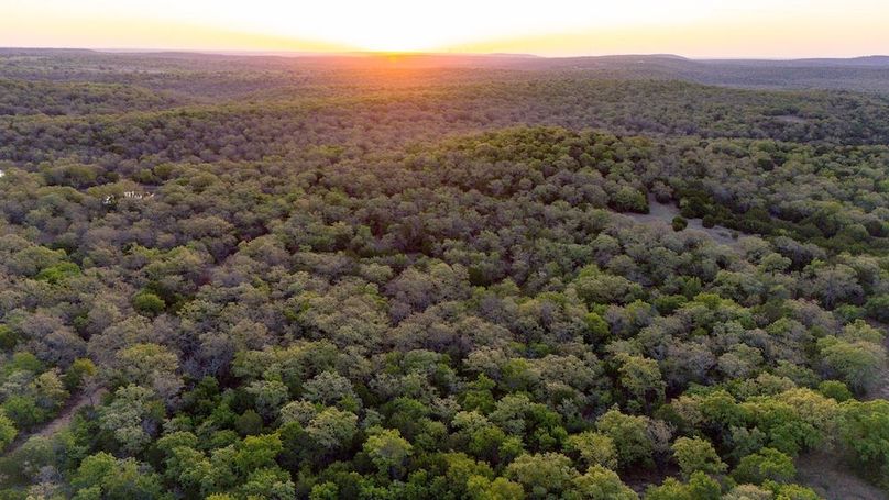 DJI_20260331074033_0008_D