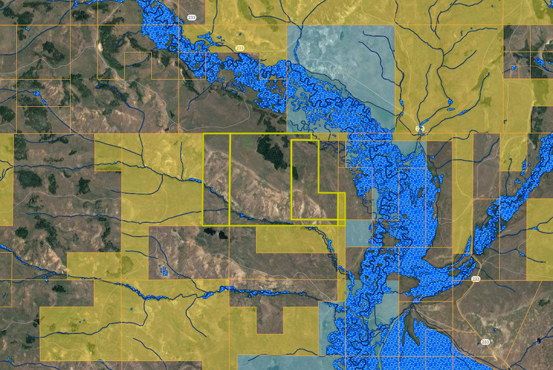 Rocking Chair Cattle Company 627 zoomed out