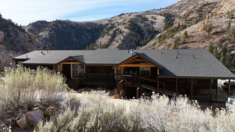 Ghost Town Get-A-Way04