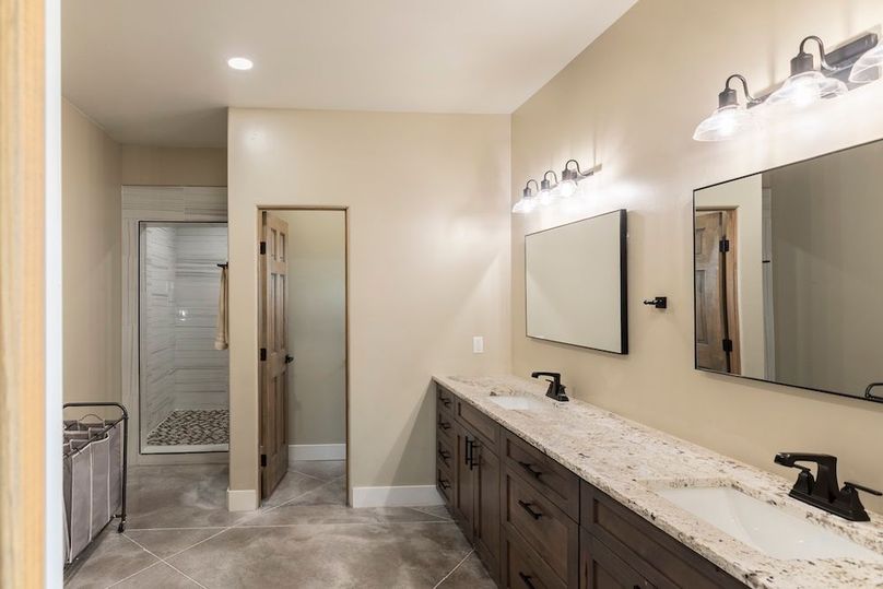 1809 Snaffle Bit Road-3