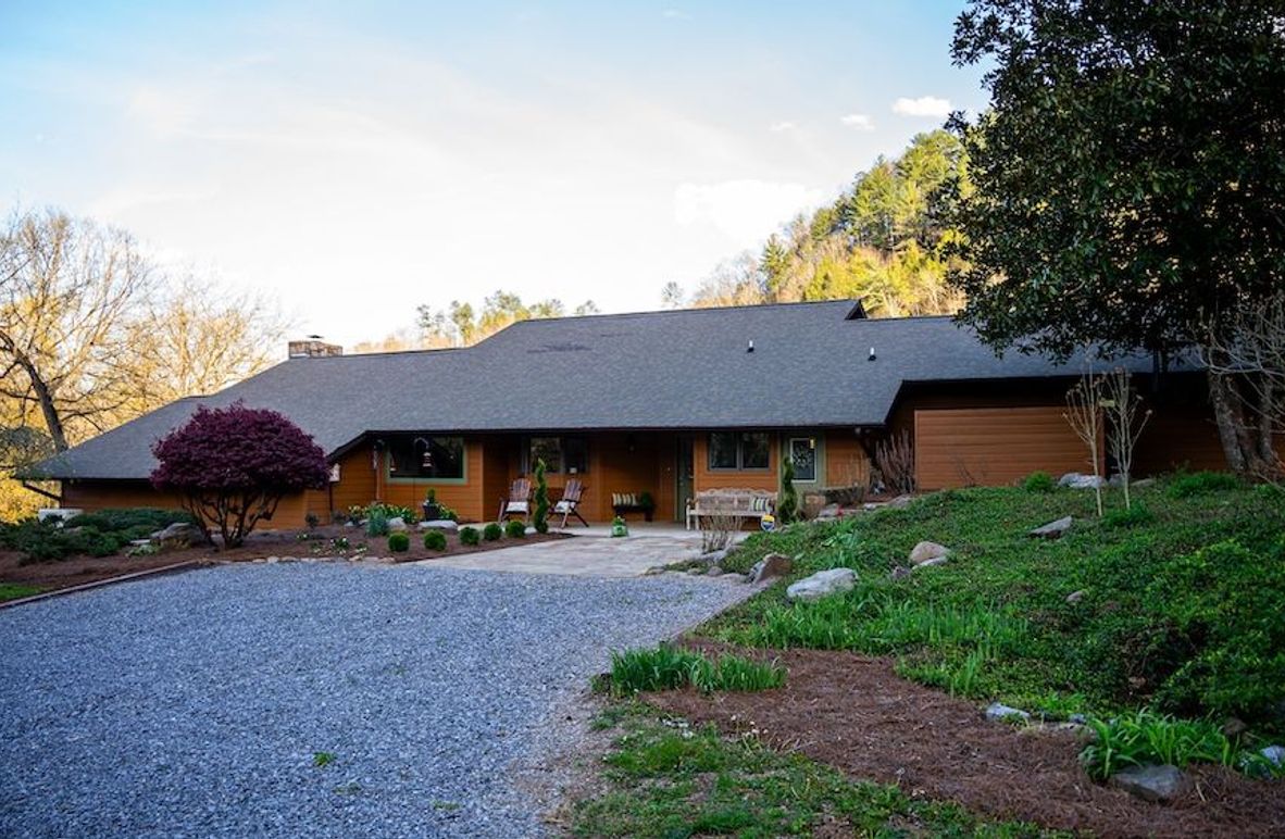 2 Sevier TN 77.63 Featured_Pro Photo-36